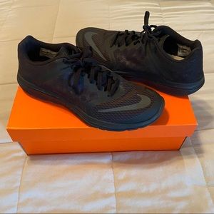 Men’s Nike FS Lite Run 3 Size 10.5